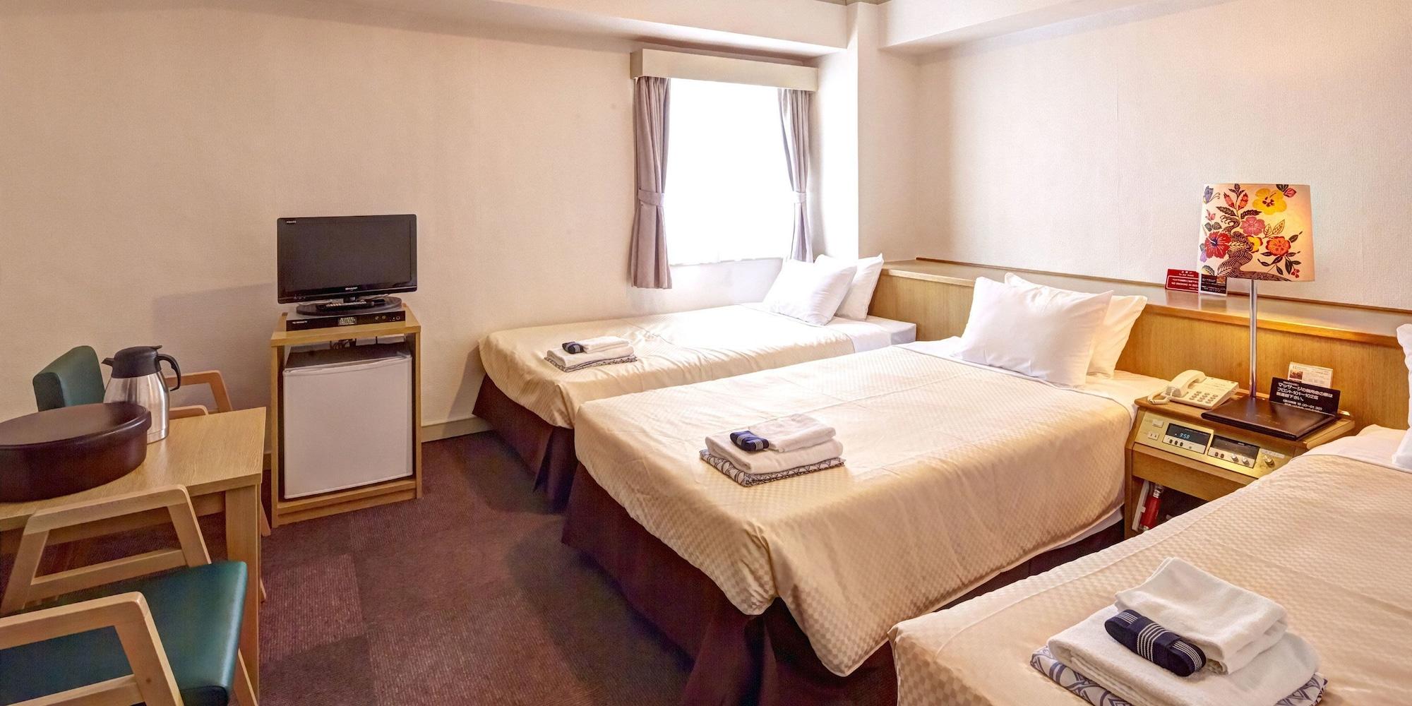 Okinawa Sun Plaza Hotel Наха Екстериор снимка